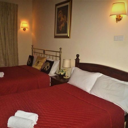 Hotel Emel Boutique Negombo Esterno foto