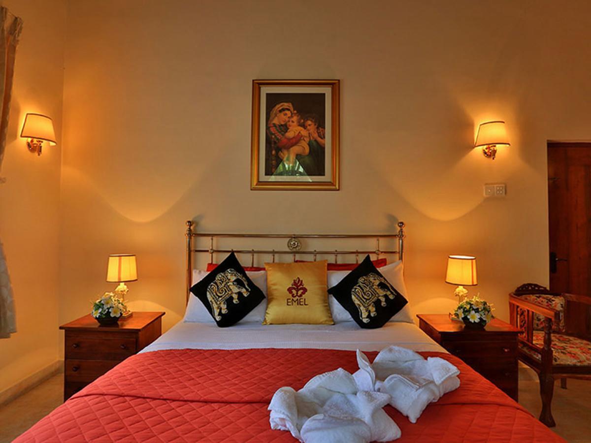 Hotel Emel Boutique Negombo Esterno foto