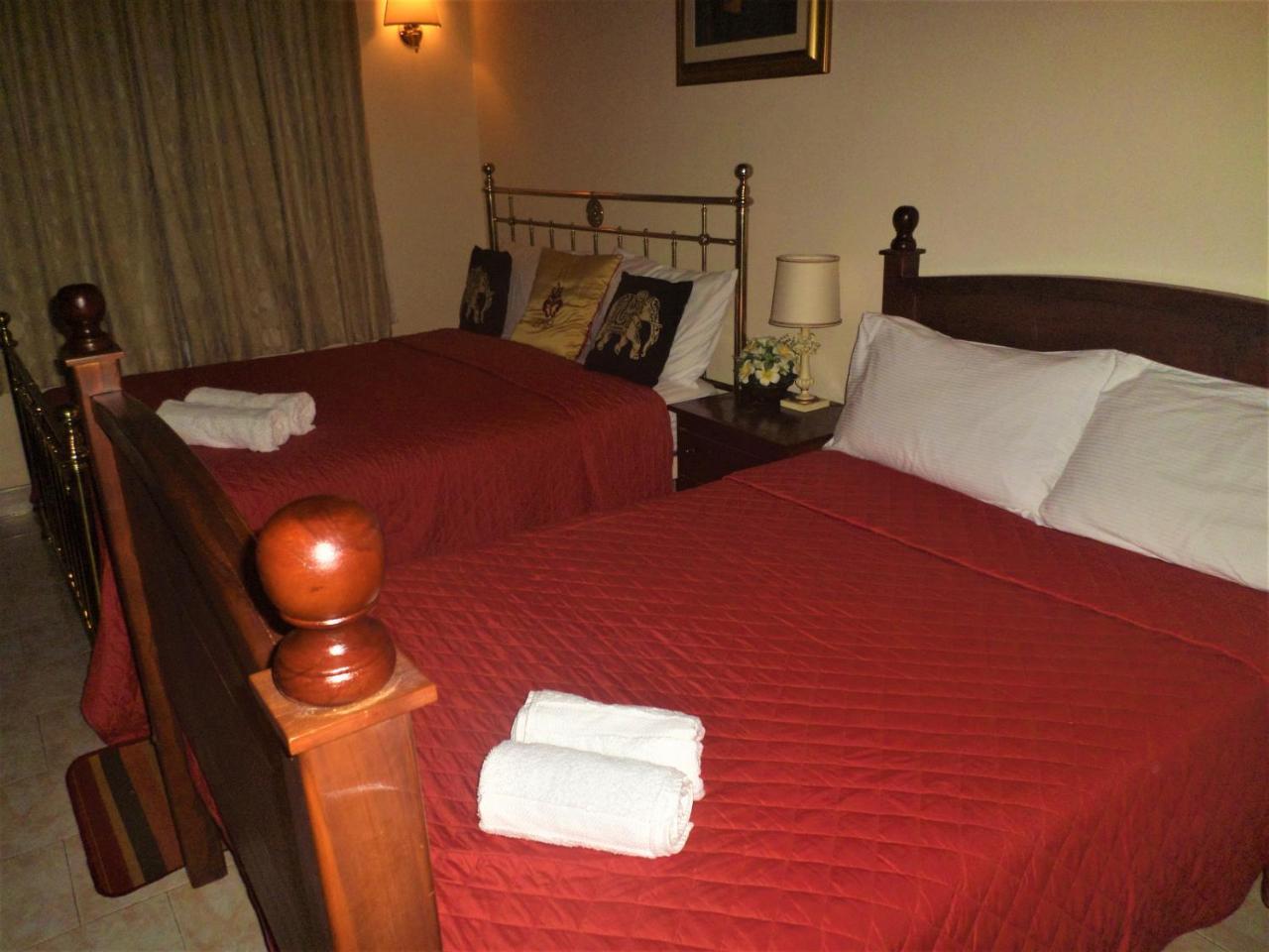 Hotel Emel Boutique Negombo Esterno foto