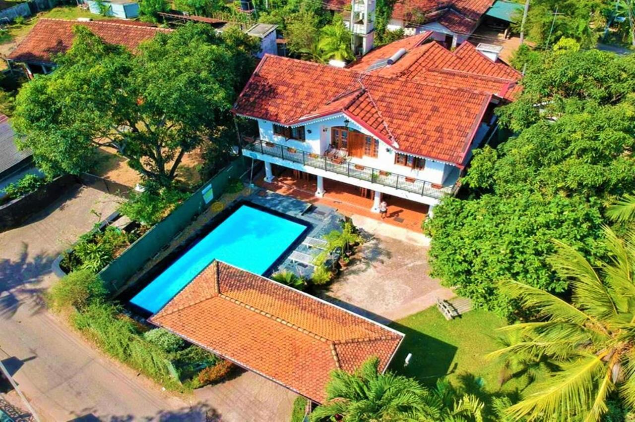 Hotel Emel Boutique Negombo Esterno foto